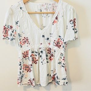 MAURICES | Women's V-Neck Top White Size Medium